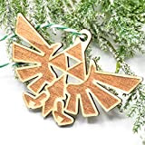 Boule de Noël gravée en bois thème geek, bouclier (Triforce)