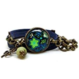Bracelet bleu marine avec cabochon verre fleurs bleu nuit et vert anis - breloques bronze - multi-rangs - Outre Mer