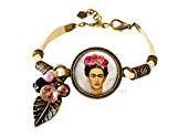 Bracelet .Frida.Kahlo. artiste peintre cadeau beige rose